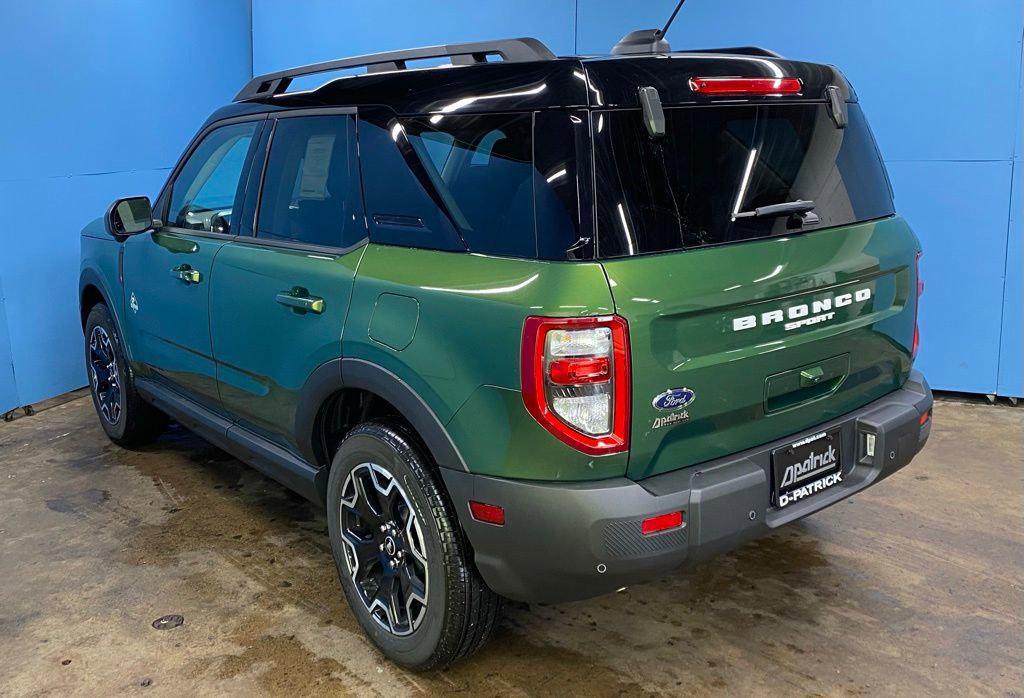 new 2025 Ford Bronco Sport car, priced at $34,552