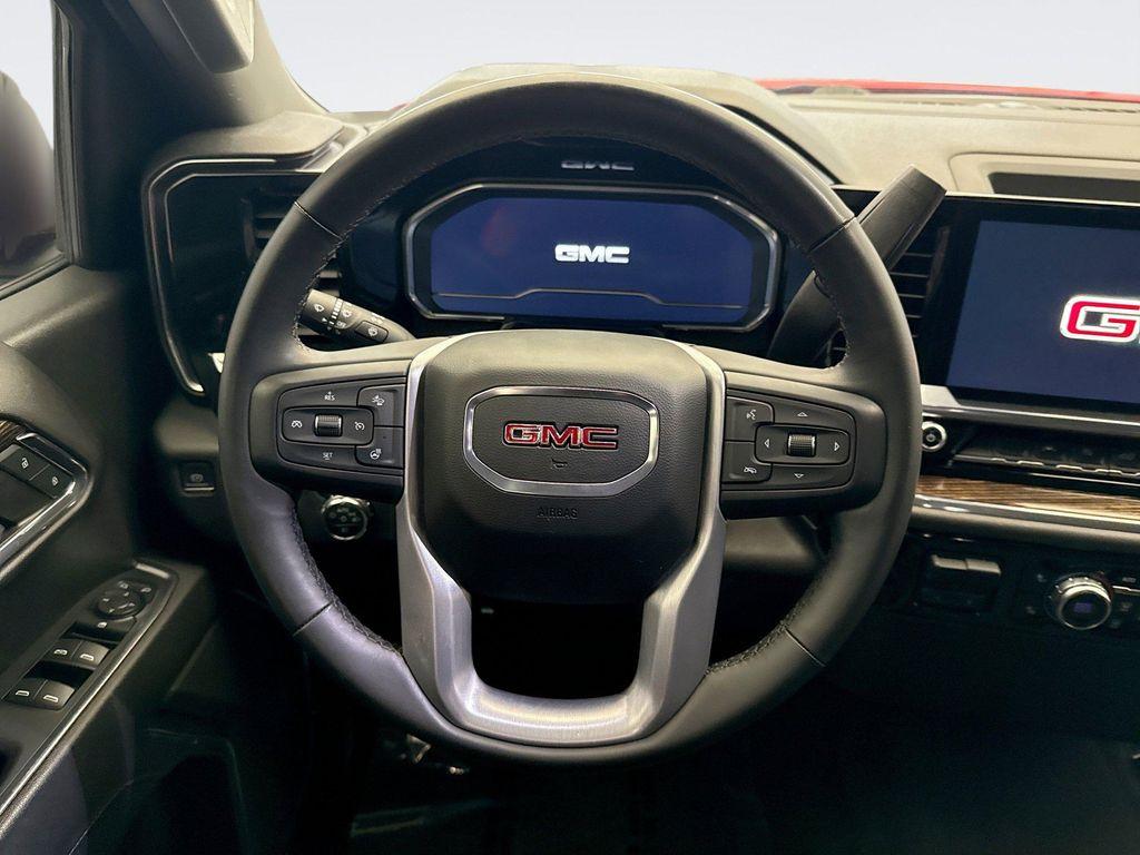 used 2023 GMC Sierra 1500 car, priced at $38,899