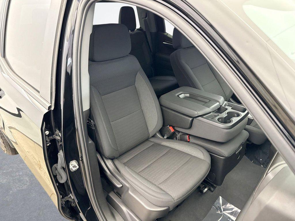 used 2024 Chevrolet Silverado 1500 car, priced at $37,099