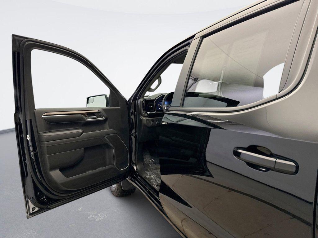 used 2024 Chevrolet Silverado 1500 car, priced at $37,099