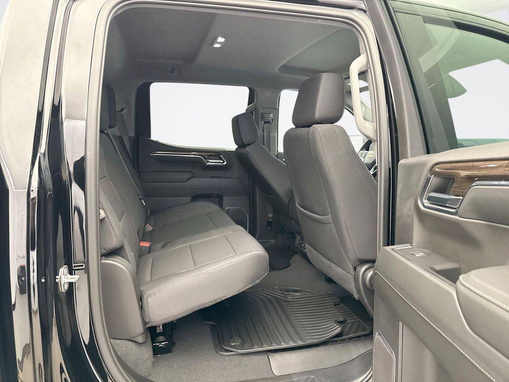 used 2024 Chevrolet Silverado 1500 car, priced at $37,099