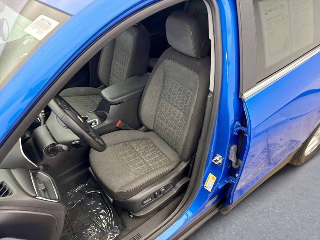 used 2024 Chevrolet Equinox car, priced at $24,599