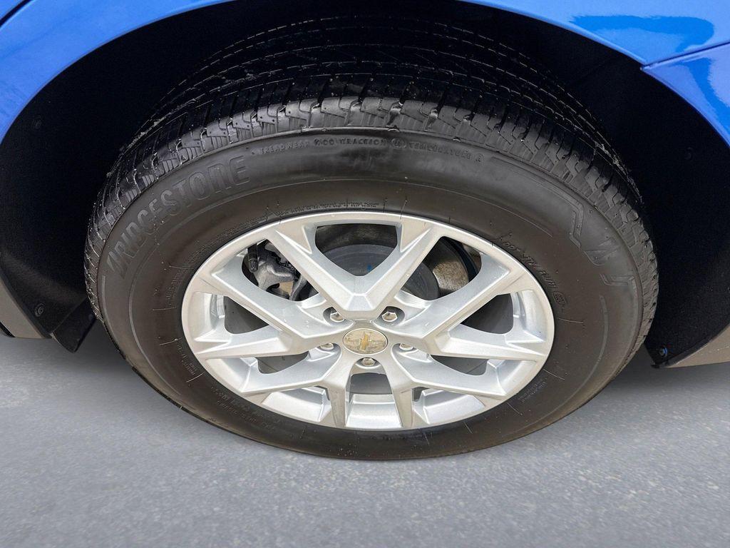 used 2024 Chevrolet Equinox car, priced at $24,599