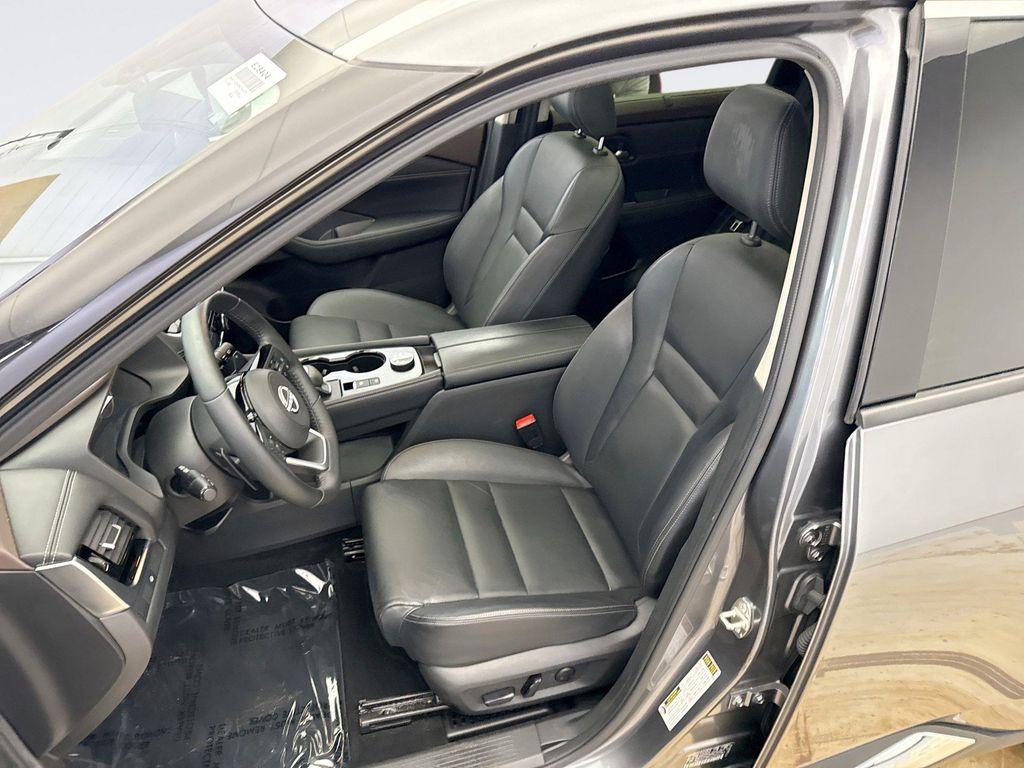 used 2023 Nissan Rogue car, priced at $28,099
