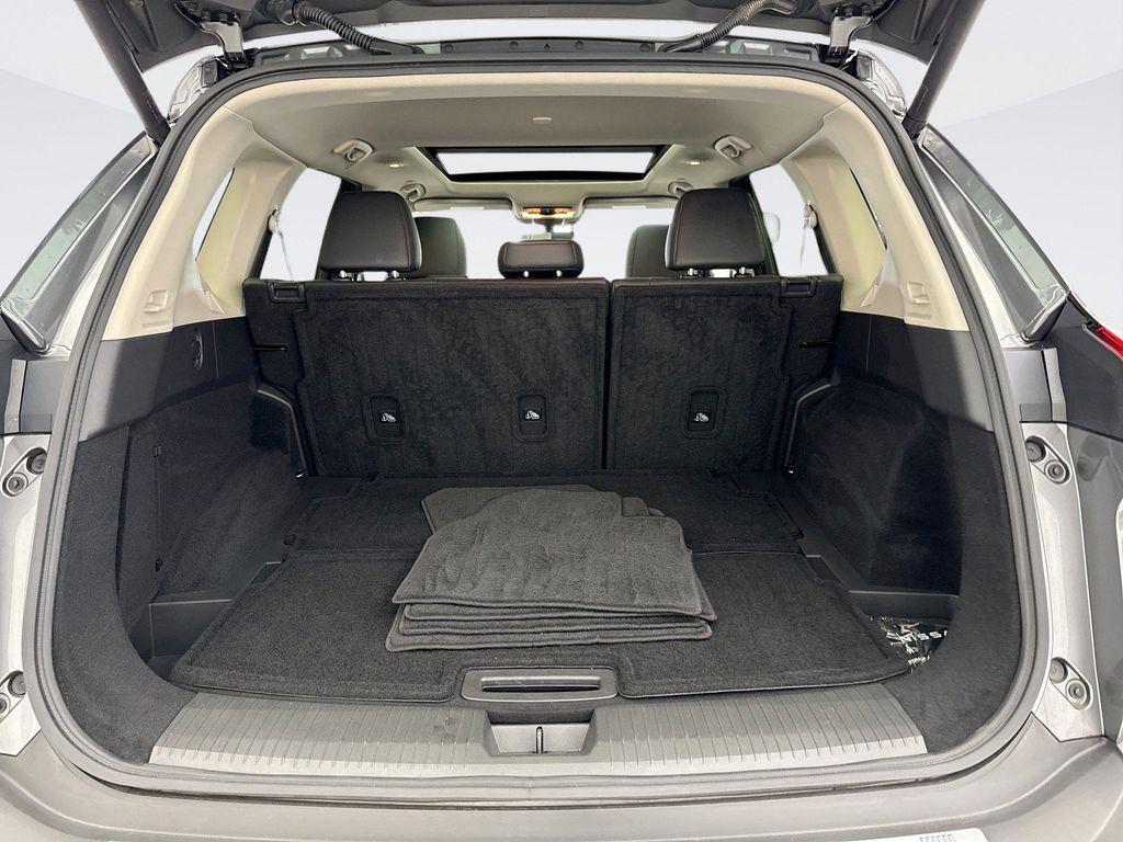 used 2023 Nissan Rogue car, priced at $28,099