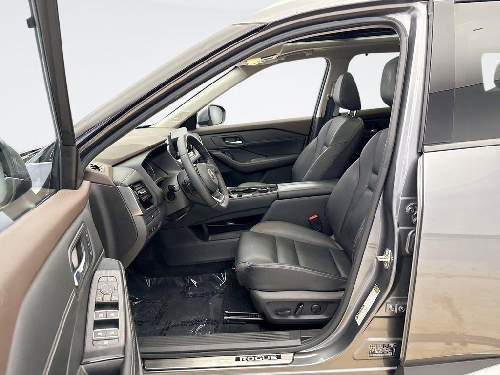 used 2023 Nissan Rogue car, priced at $28,099