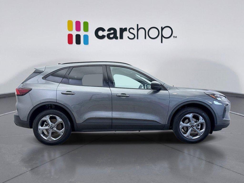 used 2025 Ford Escape car, priced at $26,299