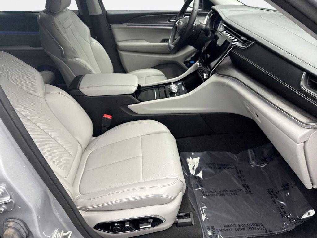 used 2021 Jeep Grand Cherokee L car, priced at $31,797