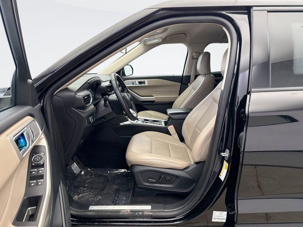 used 2023 Ford Explorer car, priced at $29,899