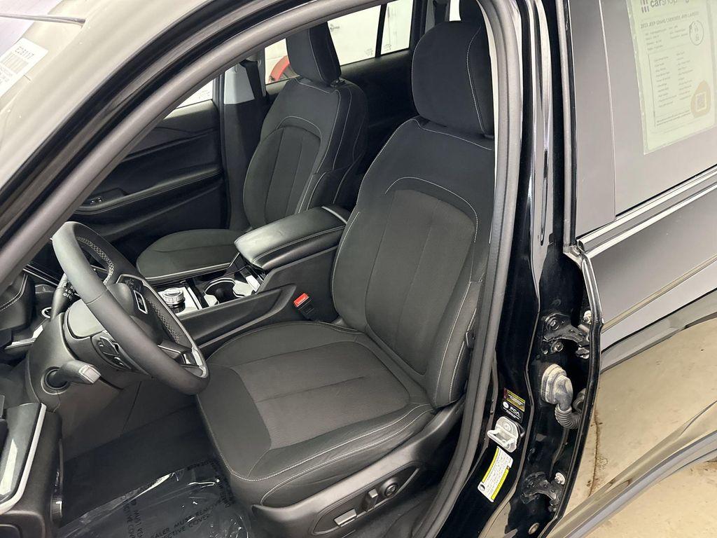 used 2023 Jeep Grand Cherokee car, priced at $26,098