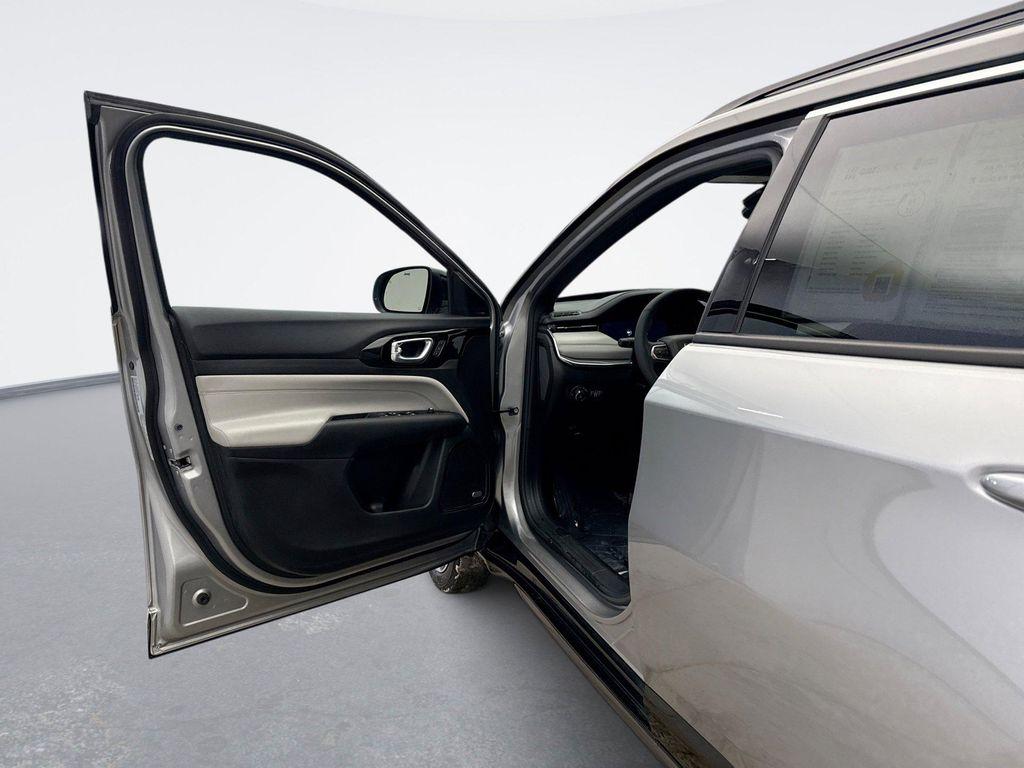 used 2023 Jeep Compass car, priced at $23,299