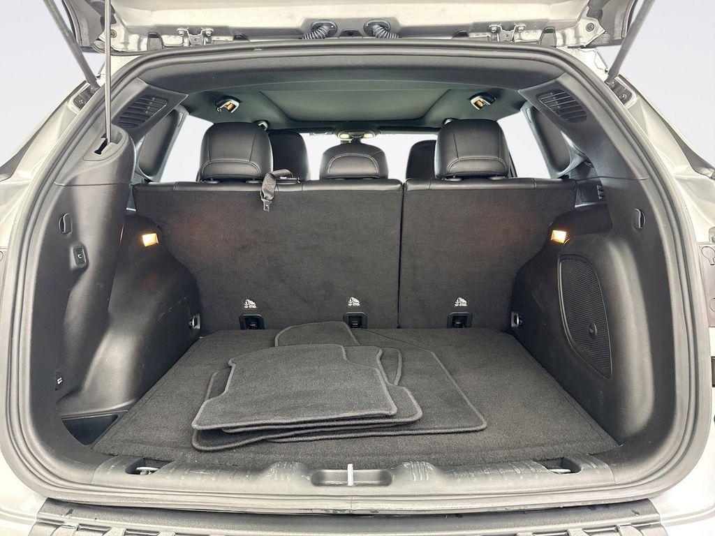 used 2023 Jeep Compass car, priced at $23,299