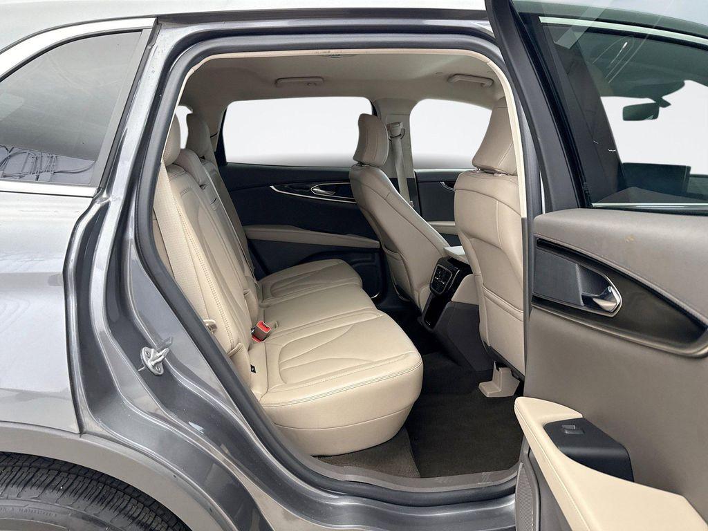 used 2022 Lincoln Nautilus car, priced at $26,999