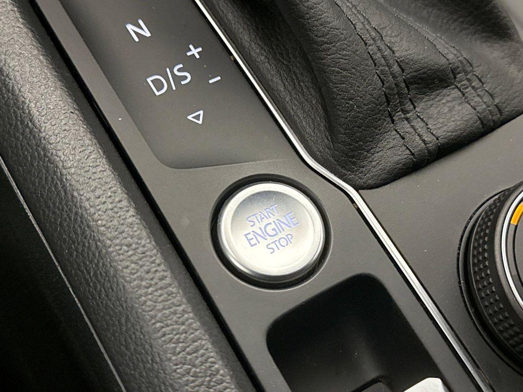 used 2020 Volkswagen Atlas Cross Sport car, priced at $22,446