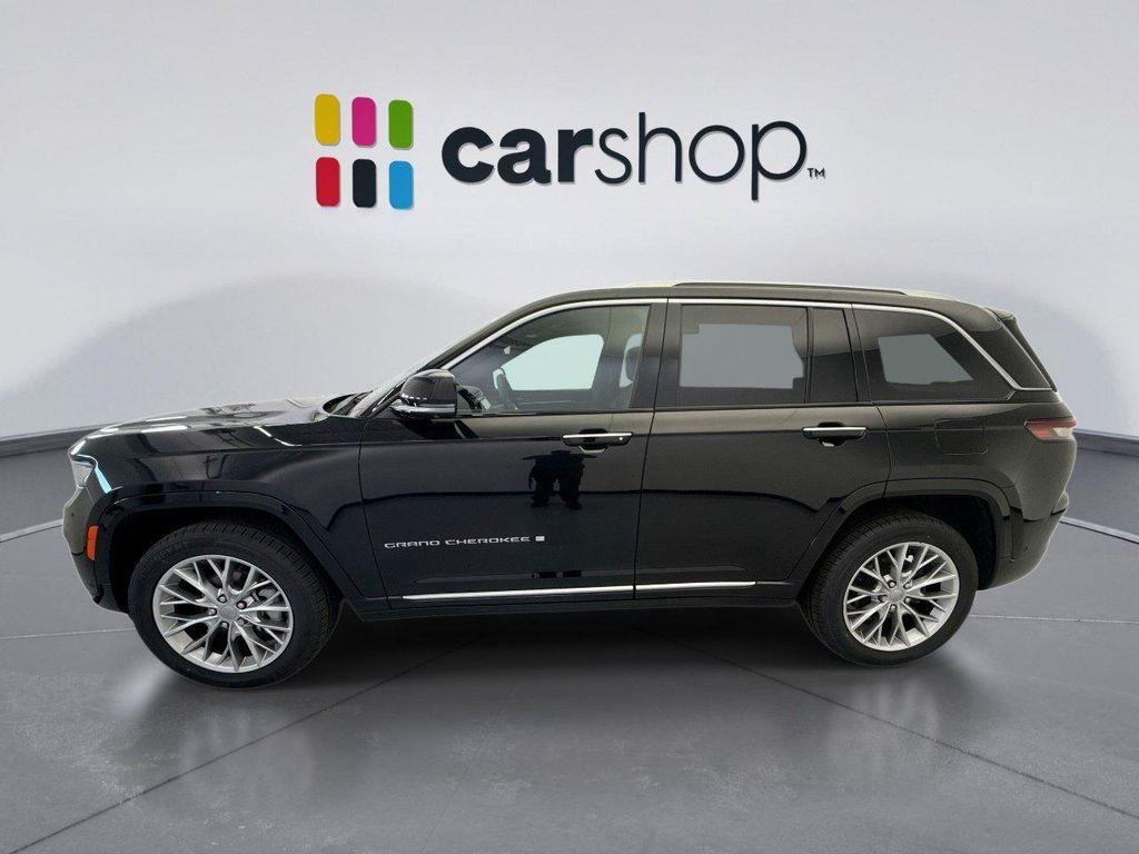 used 2024 Jeep Grand Cherokee car, priced at $44,389