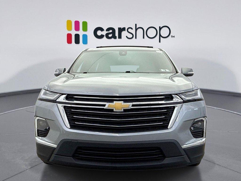 used 2023 Chevrolet Traverse car, priced at $29,999