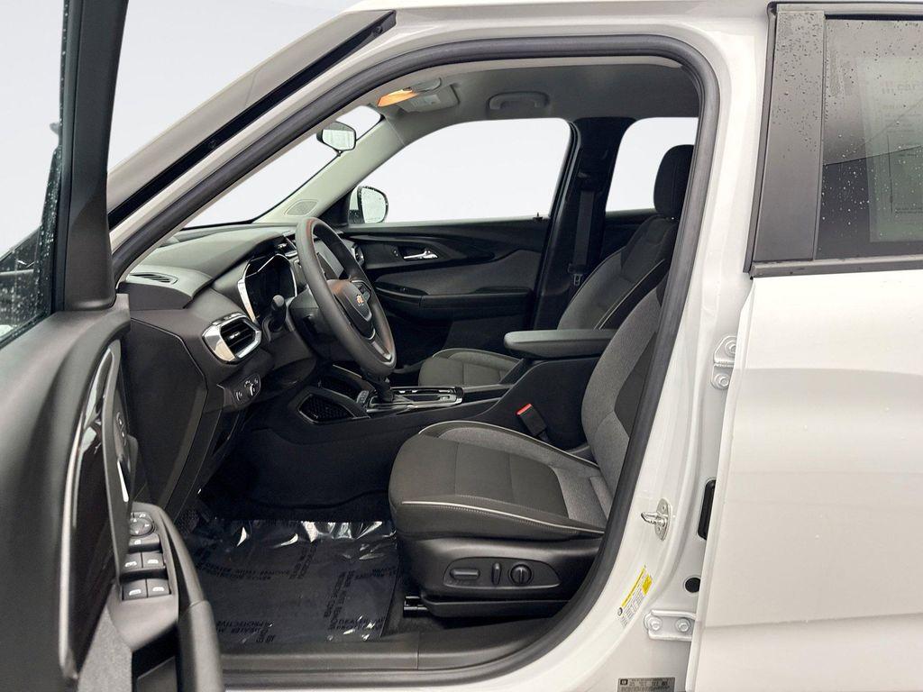 used 2022 Chevrolet TrailBlazer car, priced at $21,999