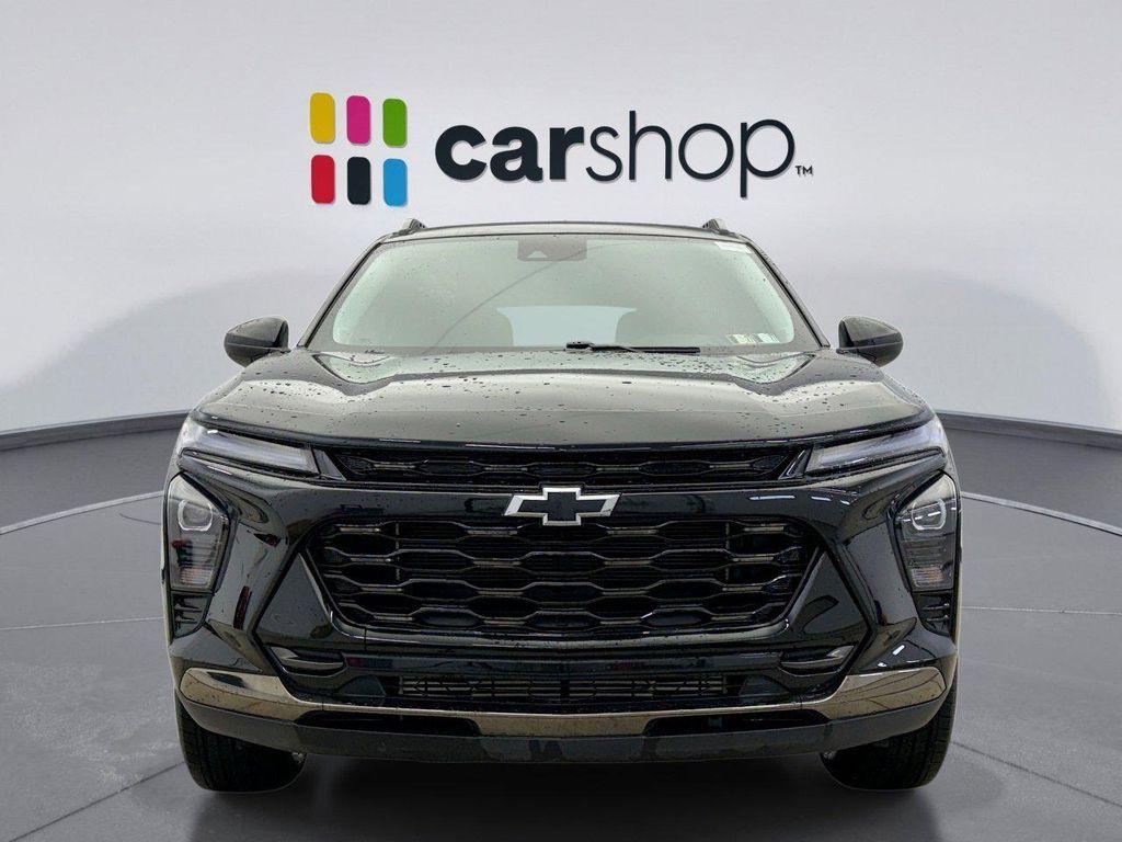 used 2025 Chevrolet Trax car, priced at $24,299