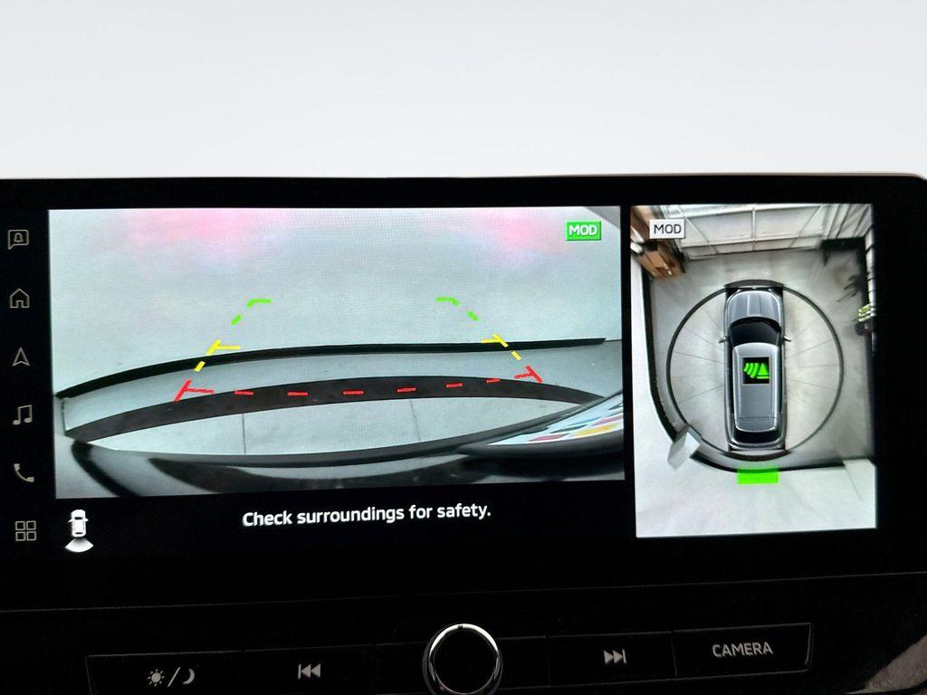 used 2025 Mitsubishi Outlander car, priced at $26,999