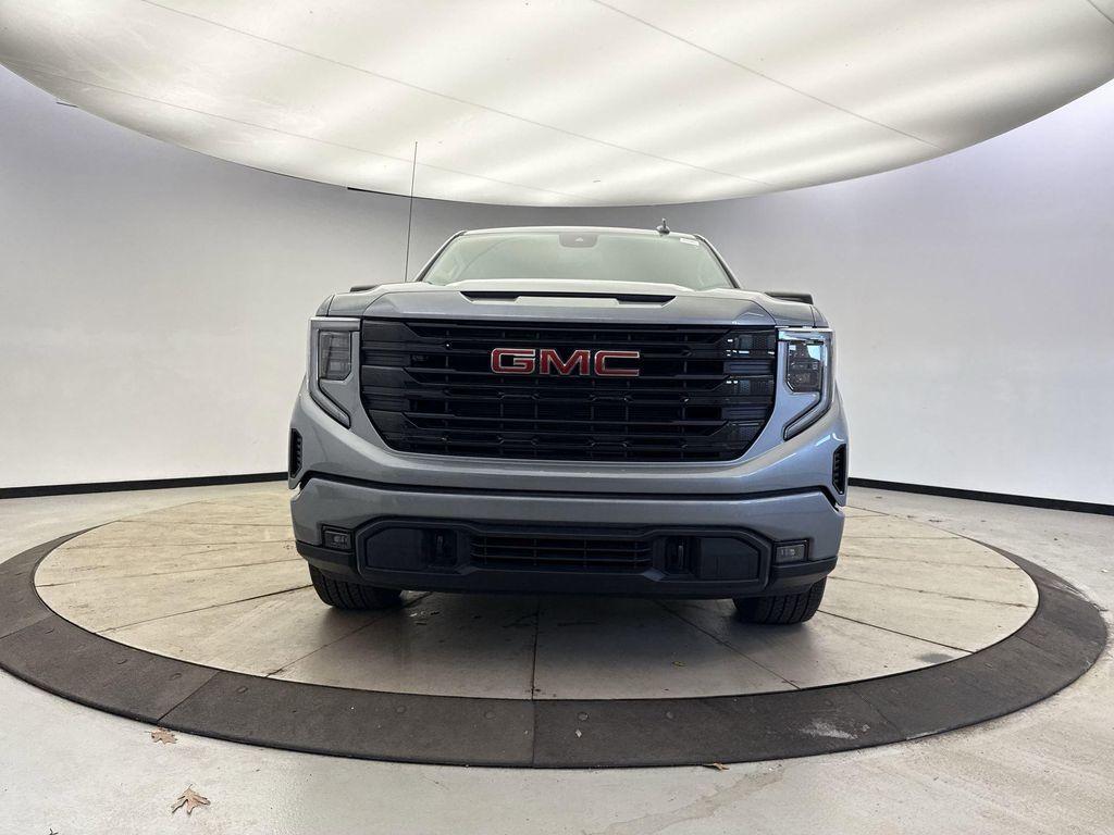 used 2025 GMC Sierra 1500 car, priced at $45,599