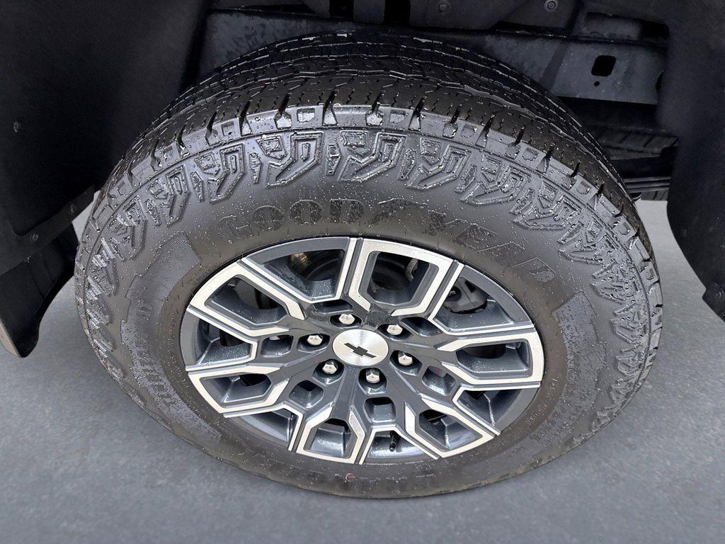 used 2024 Chevrolet Colorado car, priced at $39,799