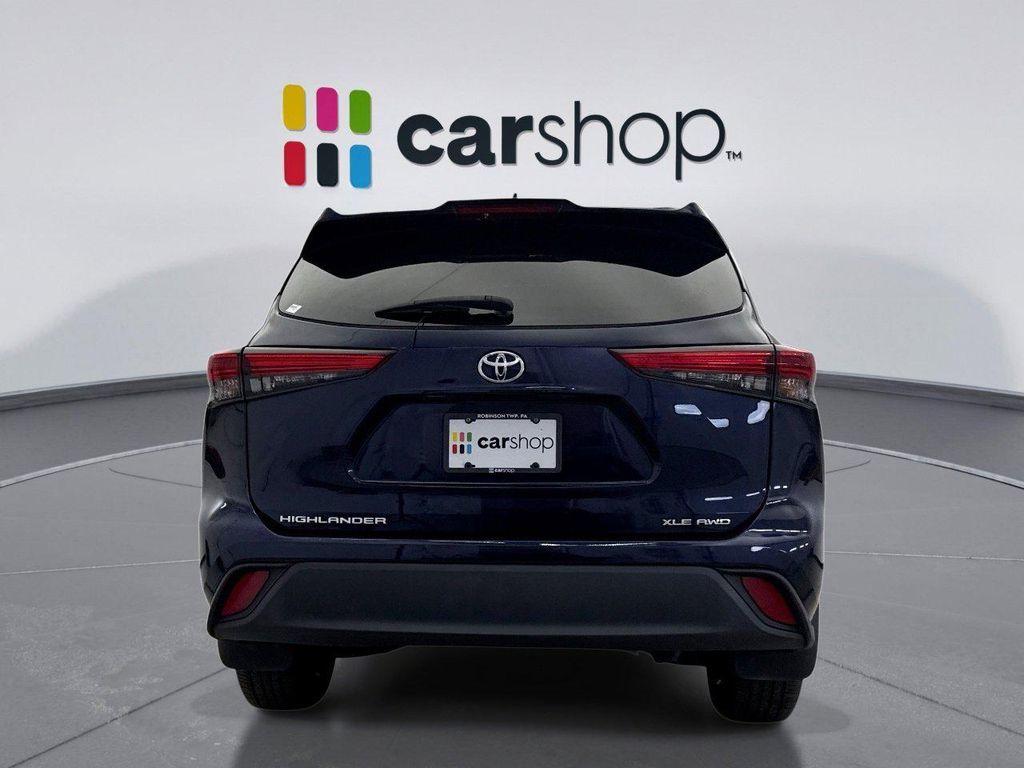 used 2021 Toyota Highlander car, priced at $27,447