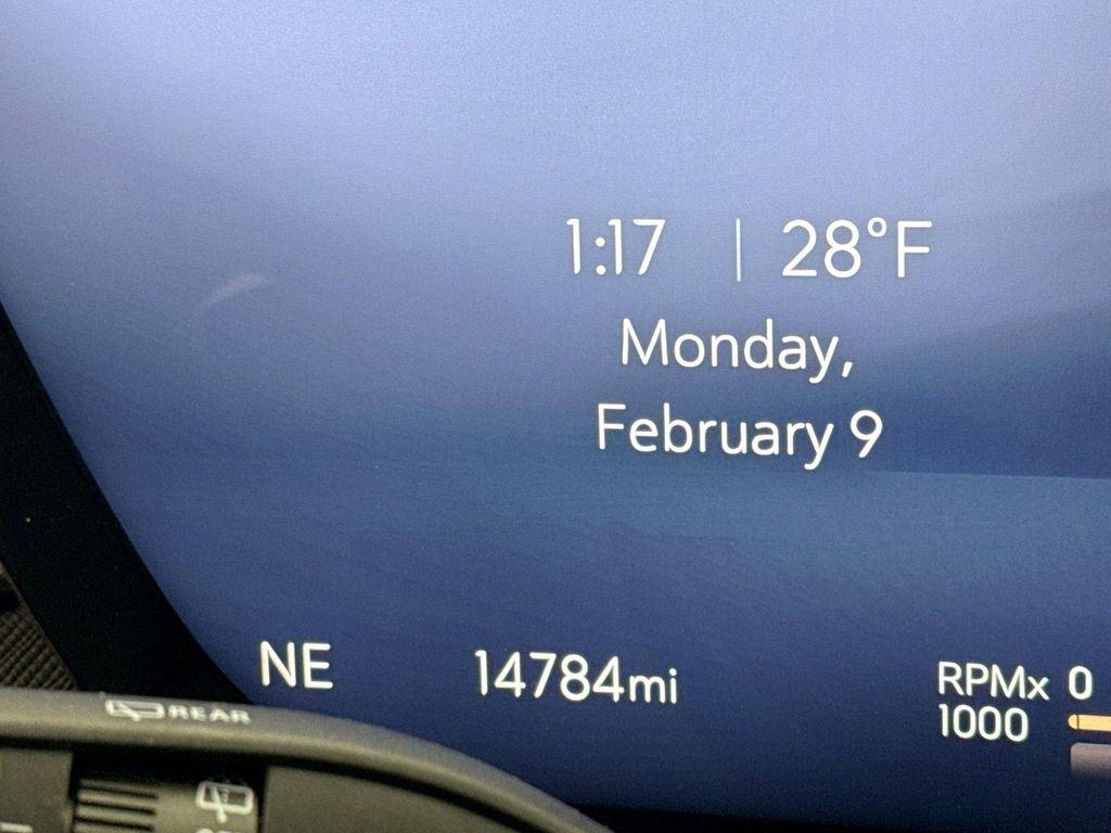 used 2025 Buick Enclave car, priced at $40,999