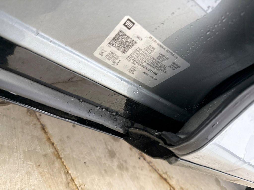 used 2025 Buick Enclave car, priced at $40,999