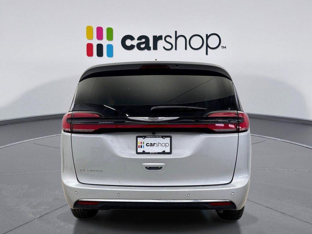 used 2026 Chrysler Pacifica car, priced at $36,799