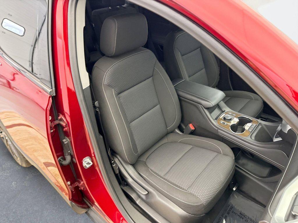 used 2023 GMC Acadia car, priced at $30,799