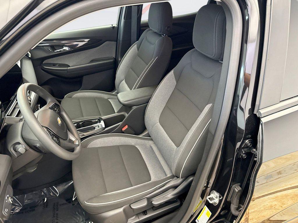 used 2025 Chevrolet TrailBlazer car, priced at $24,599