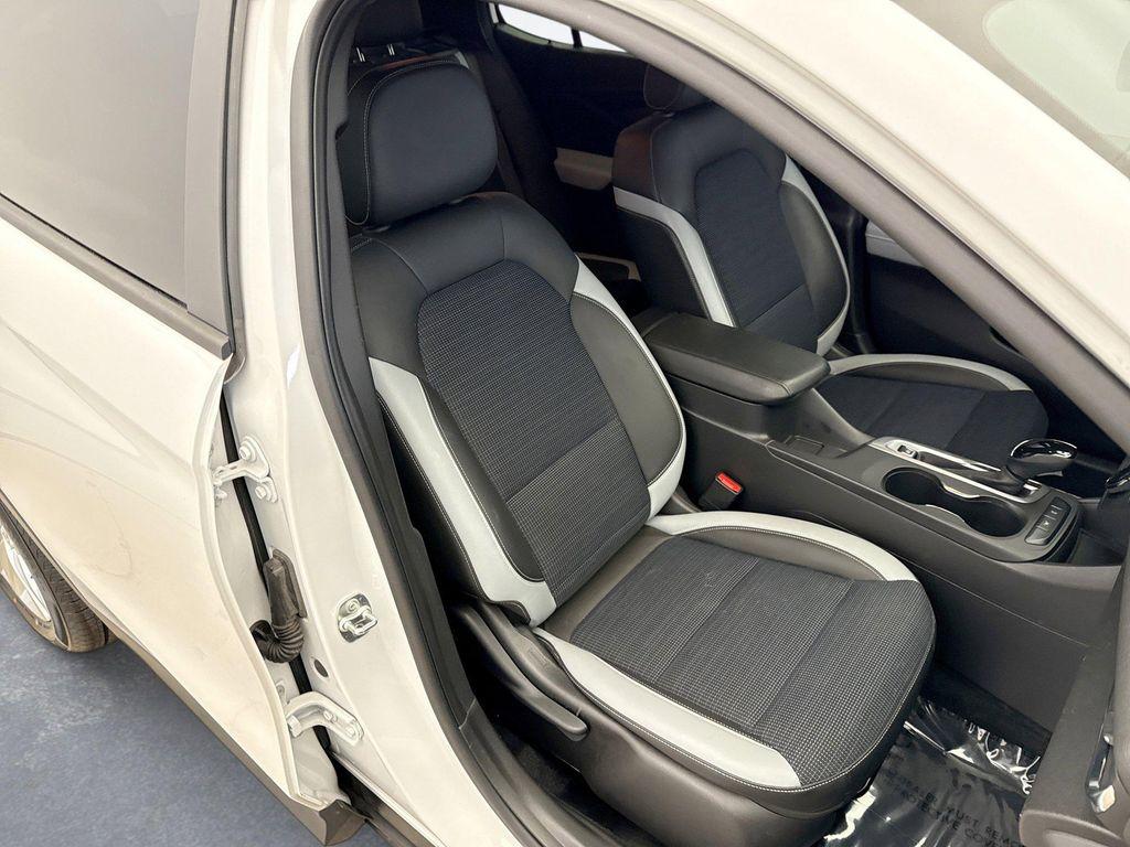 used 2024 Buick Envista car, priced at $22,499