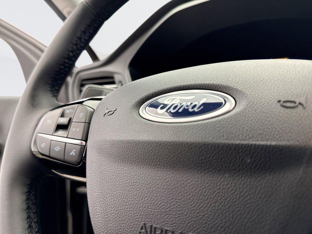 used 2024 Ford Escape car, priced at $25,999