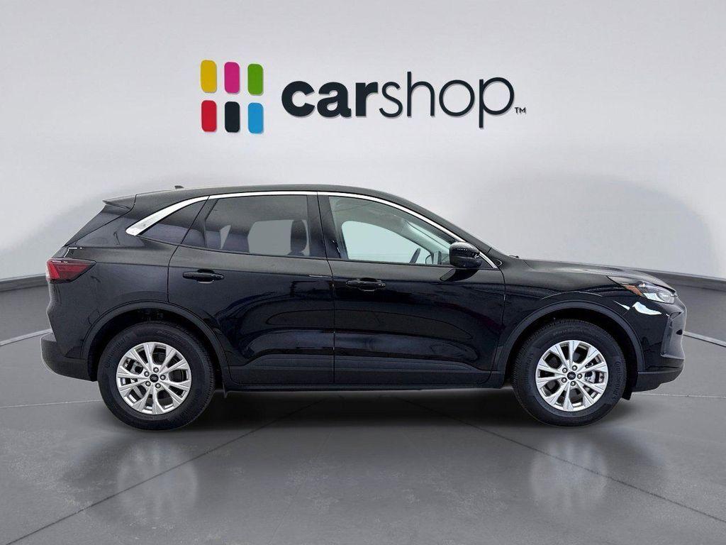 used 2024 Ford Escape car, priced at $25,999