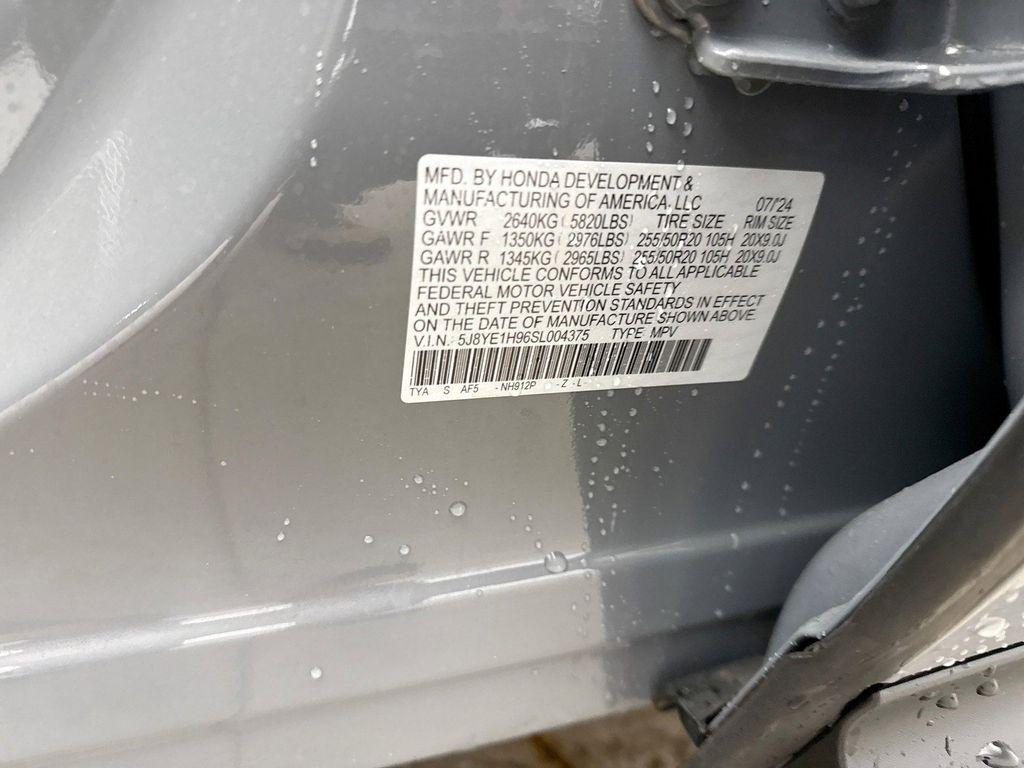 used 2025 Acura MDX car, priced at $58,199