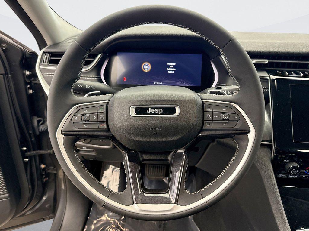 used 2023 Jeep Grand Cherokee car, priced at $28,699