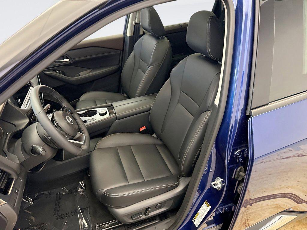 used 2023 Nissan Rogue car, priced at $29,199