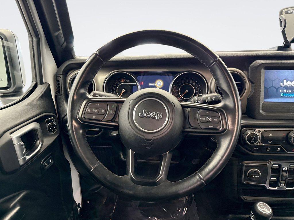 used 2021 Jeep Wrangler Unlimited car, priced at $26,147