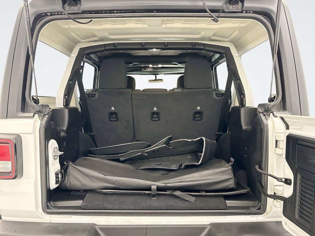 used 2021 Jeep Wrangler Unlimited car, priced at $26,147