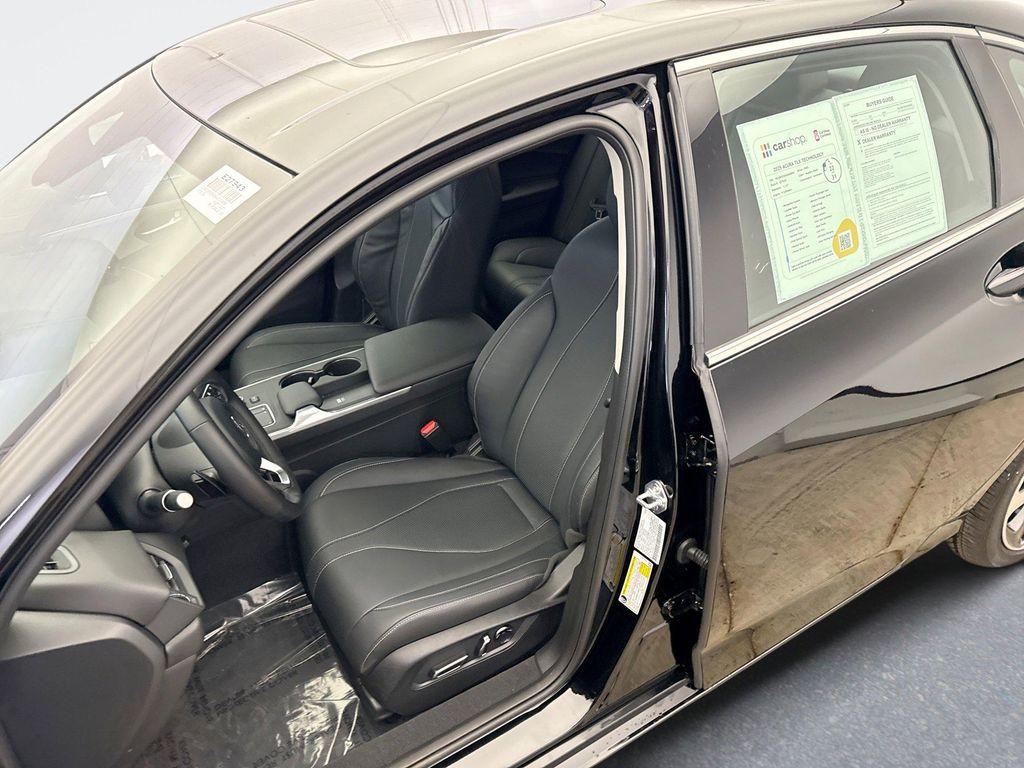 used 2025 Acura TLX car, priced at $38,999
