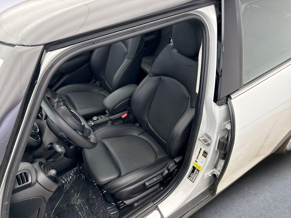 used 2021 MINI Hardtop car, priced at $20,649