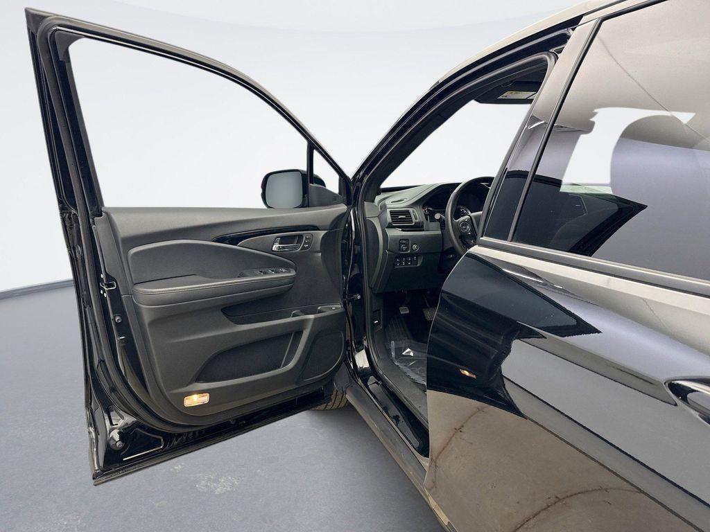 used 2023 Honda Ridgeline car, priced at $34,998