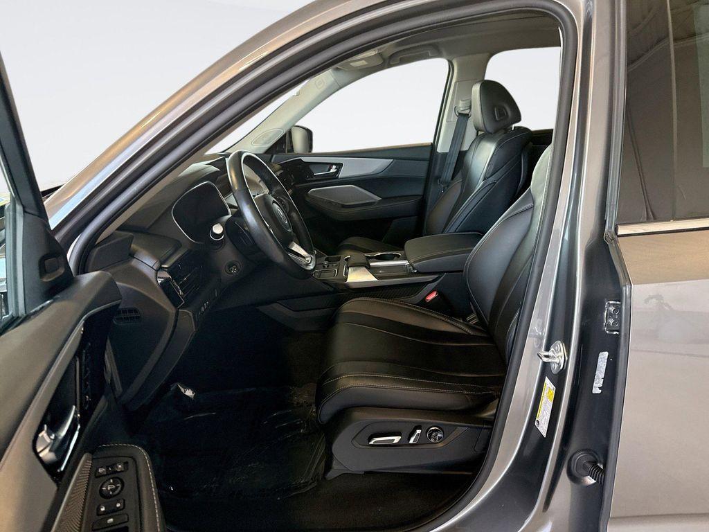 used 2023 Acura MDX car, priced at $42,589