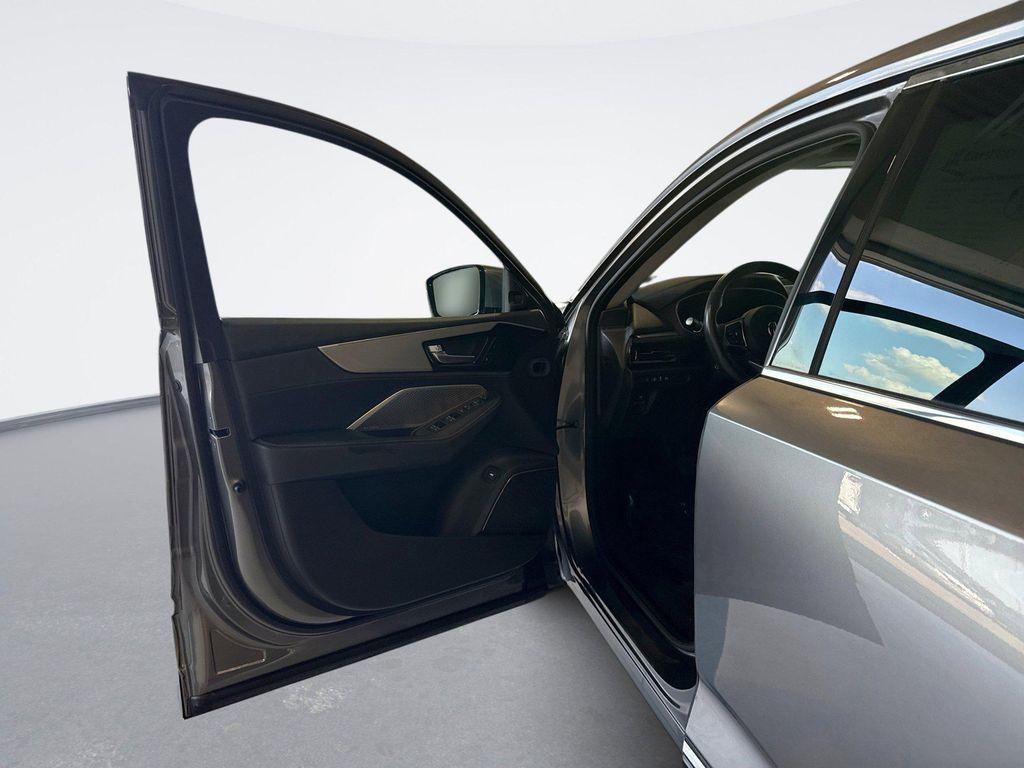 used 2023 Acura MDX car, priced at $42,589