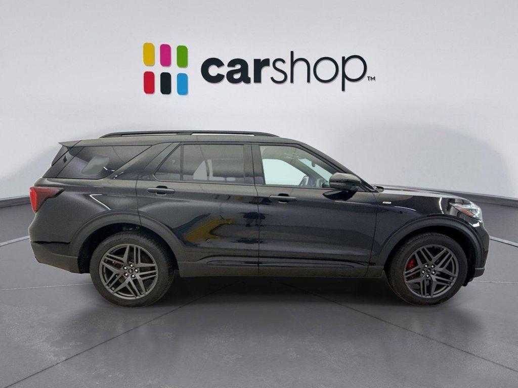 used 2025 Ford Explorer car, priced at $41,300