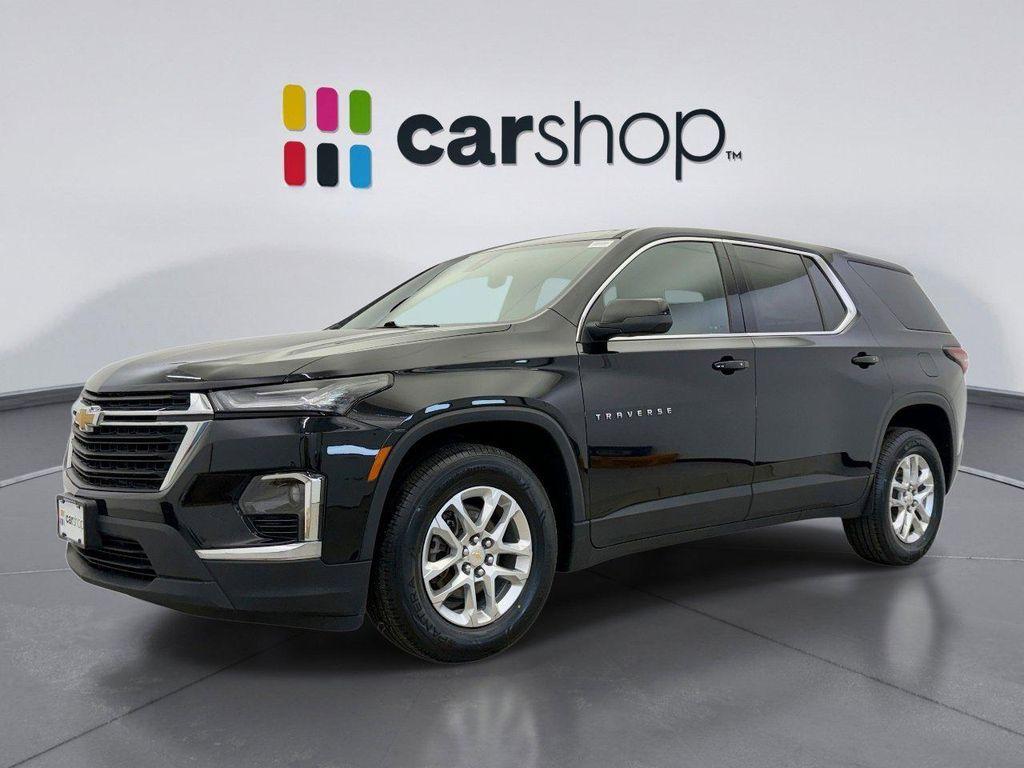 used 2023 Chevrolet Traverse car, priced at $24,649