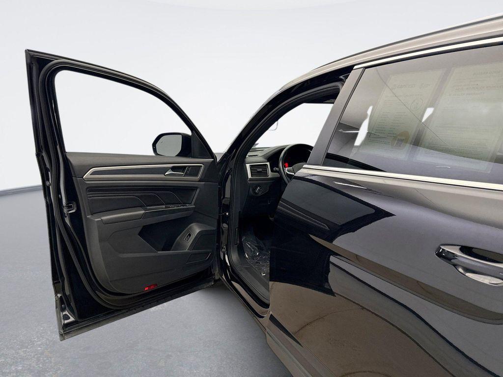 used 2020 Volkswagen Atlas Cross Sport car, priced at $18,147