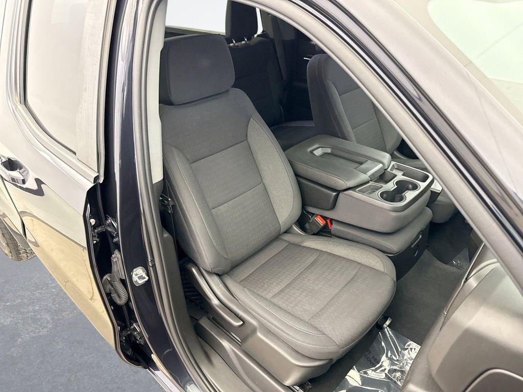 used 2022 Chevrolet Silverado 1500 car, priced at $33,399