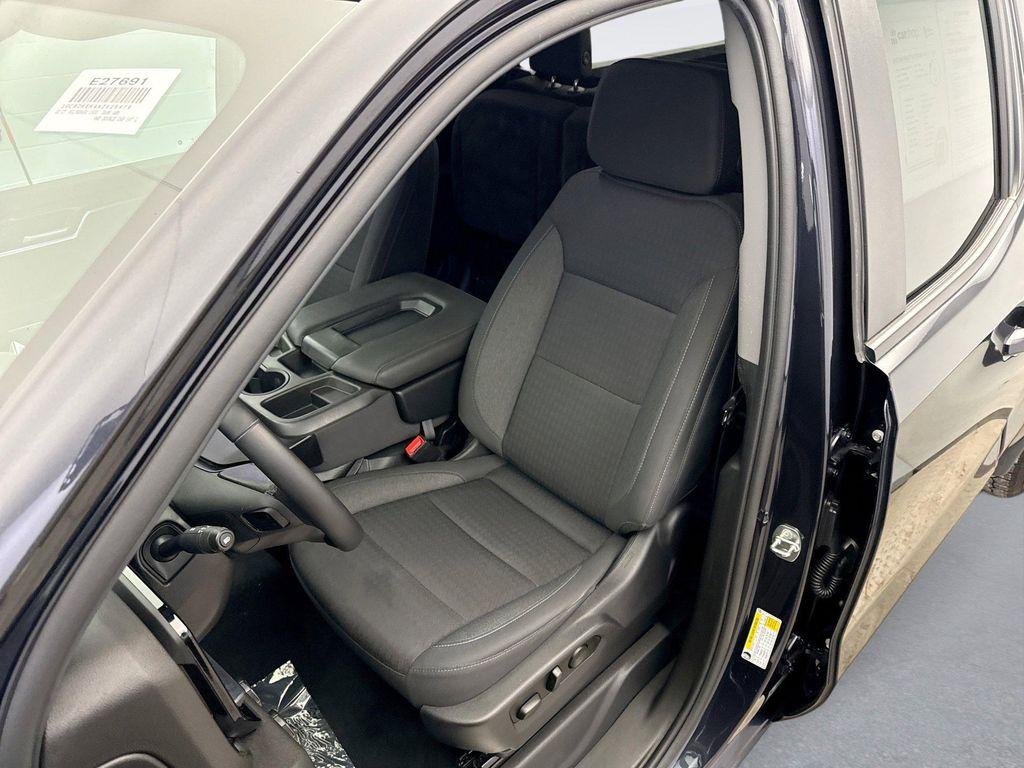 used 2022 Chevrolet Silverado 1500 car, priced at $33,399