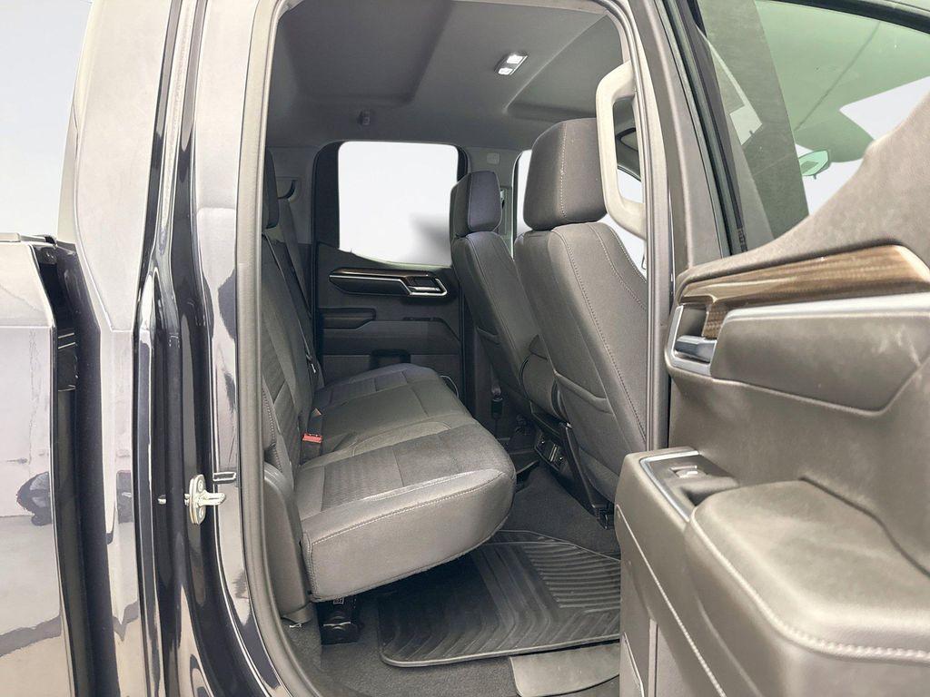 used 2022 Chevrolet Silverado 1500 car, priced at $33,399